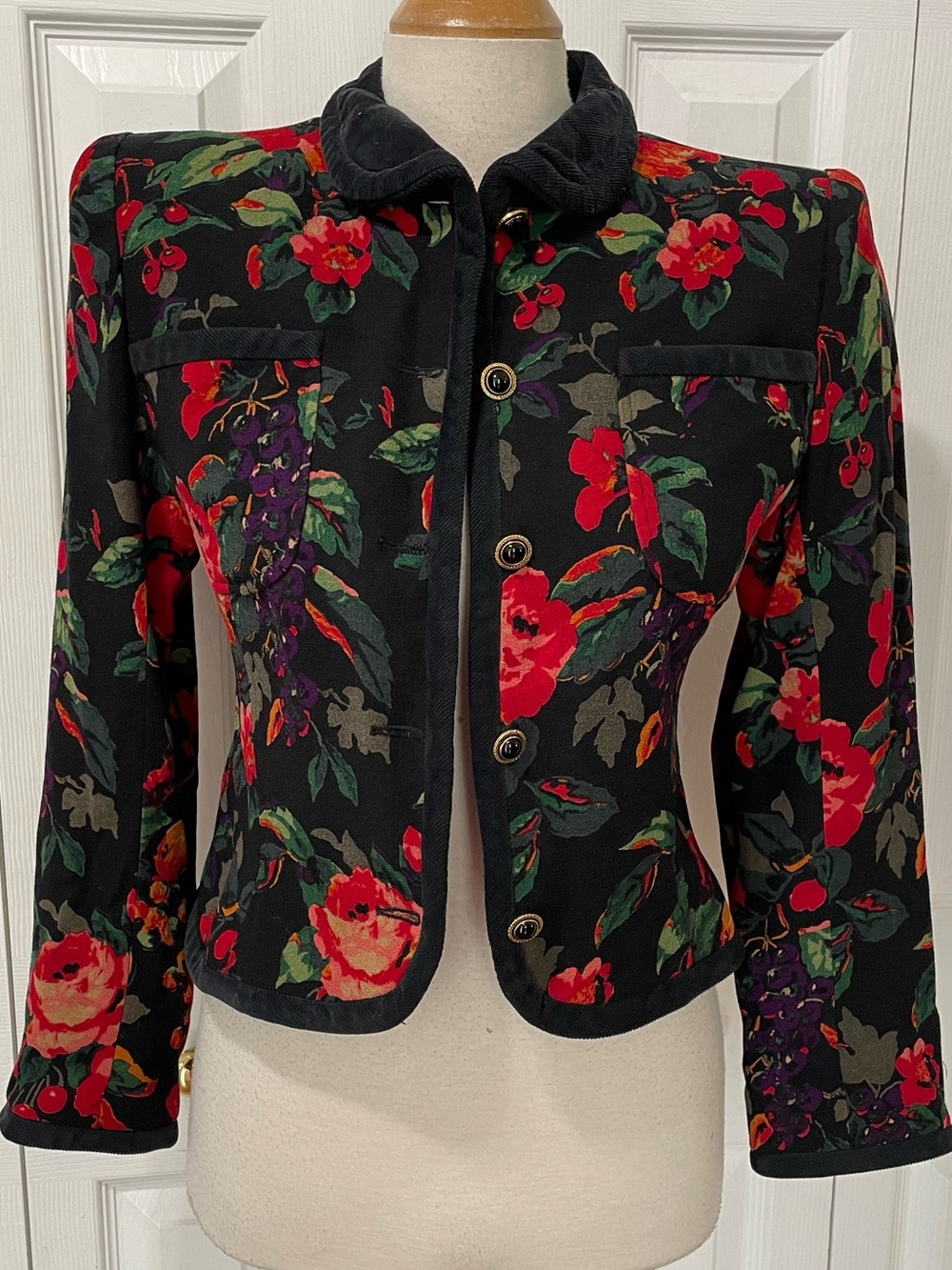 Emanuel Ungaro Black Floral Cropped Jacket with Red Rose Print